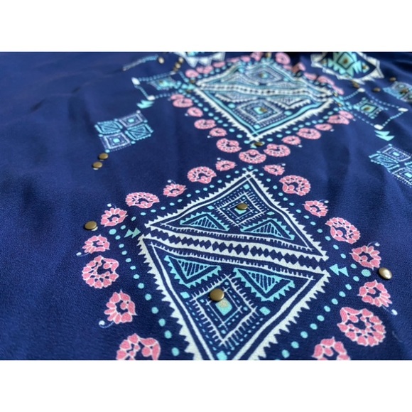 Geometric Boho Casual Tank Top - Picture 3 of 3